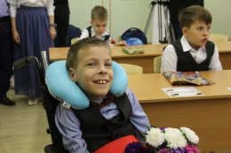 В России создали стандарт помощи детям с аутизмом во время учебы в школе